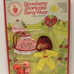 Strawberry Shortcake Berry Wear Kenner Carded 1980S Rare Doll Cloths Outfi